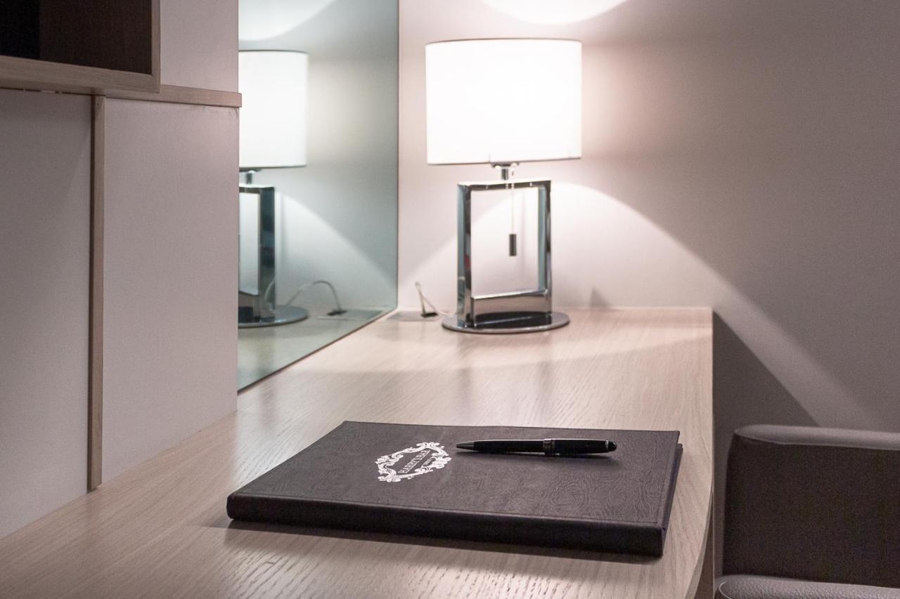 Harry'S Bar Trevi Luxury Apartments - Modelli Rzym Zewnętrze zdjęcie